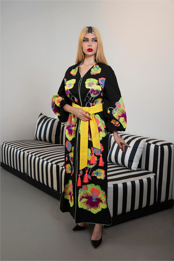 Embroidered Maxi Dress with Contrasting Belt – NOCTURNE