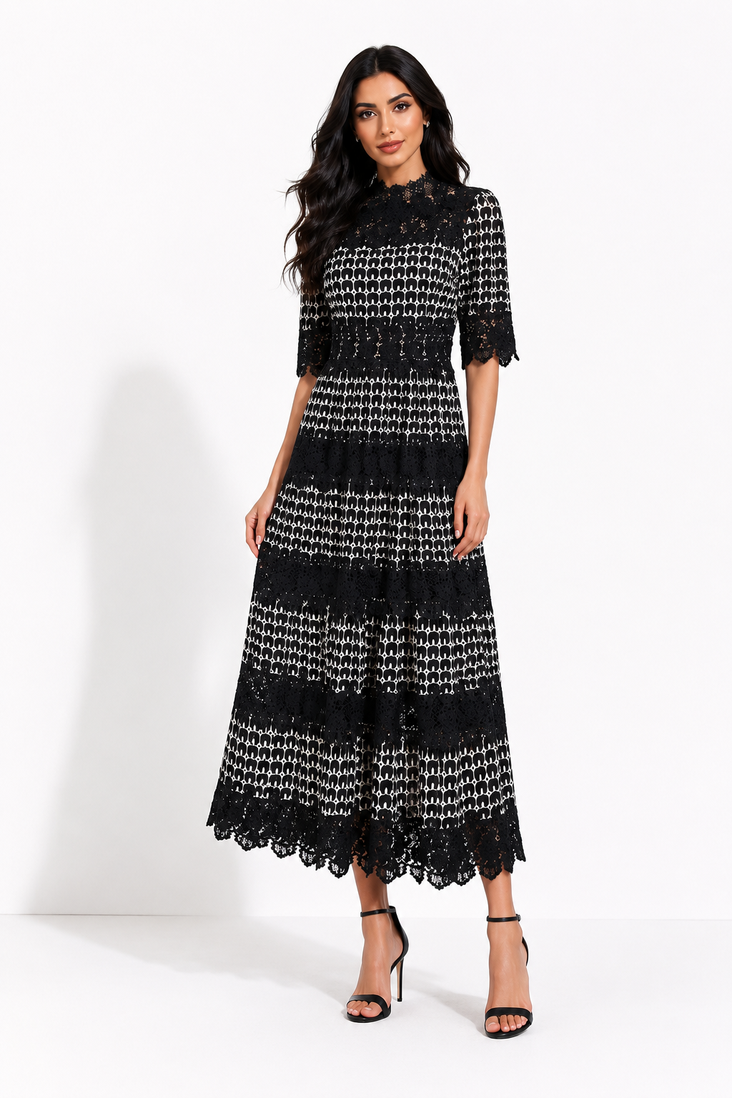 Vintage Lace High-Neck Maxi Dress - Noir