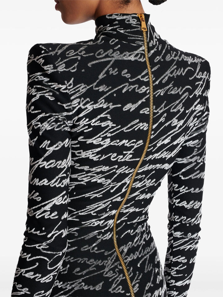 Lange mouw script-print jurk met hoge hals – Nokil 