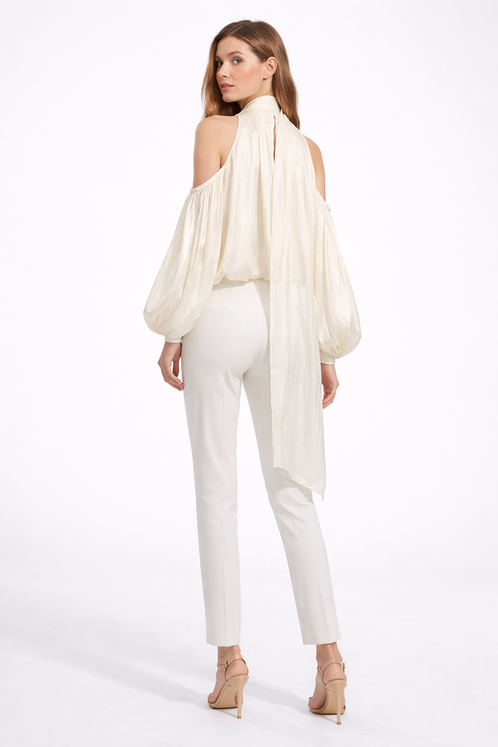 halter neck blouse with draped chiffon volume – IVORY