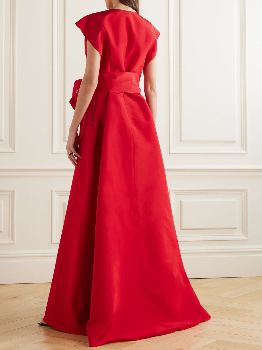 cap-sleeve gown with waist sash – VIVIEN