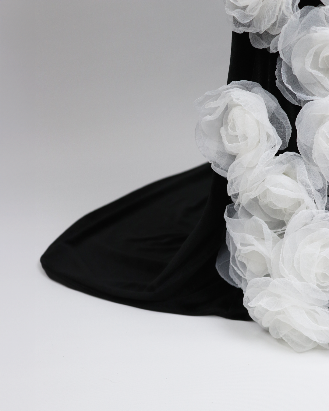 Shoulder-off column dress with 3D flowers and a train