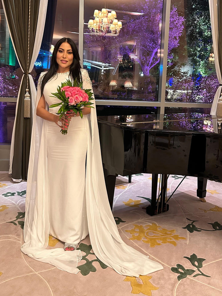 فستان أسود من الكتفين مع كيب - زويلا