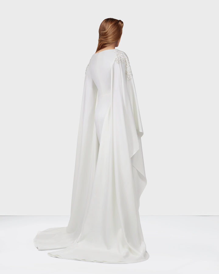 Sequinned shoulders dress with floor-length sleeves