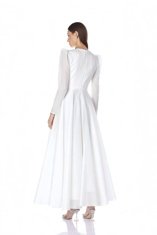 Elegant White Maxi Dress with Sculpted Ruffle Detail and Crystal Accent - QOLEE