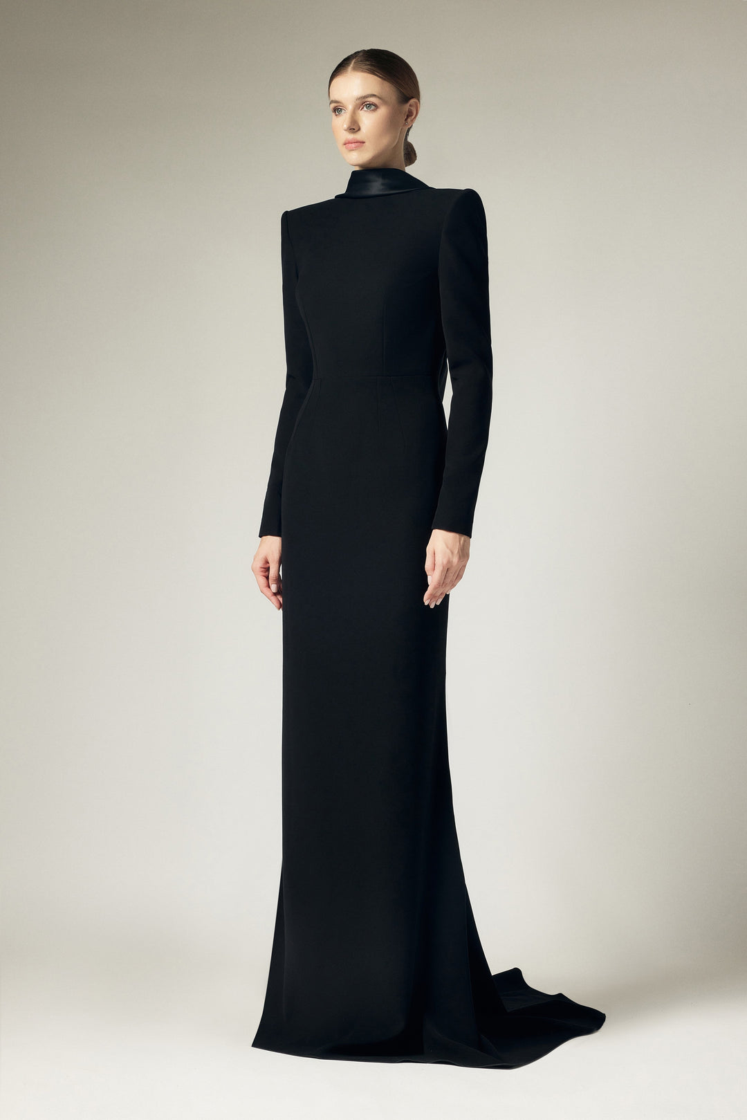 structured high-neck column gown – VESPERA