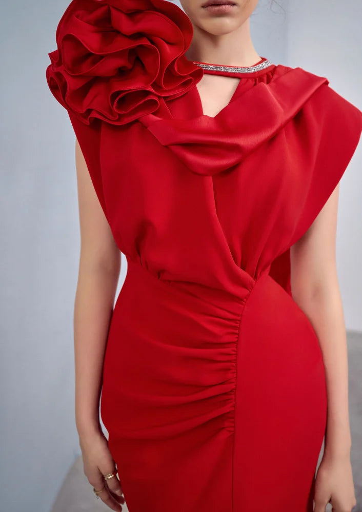 one-shoulder rosette slit gown – Rathan