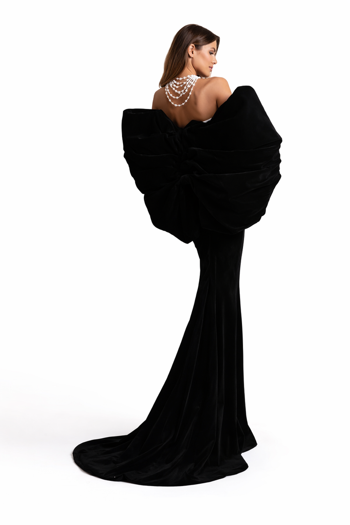 Strapless Corset Evening Gown with Sculptural Sleeves – ÉCLAT