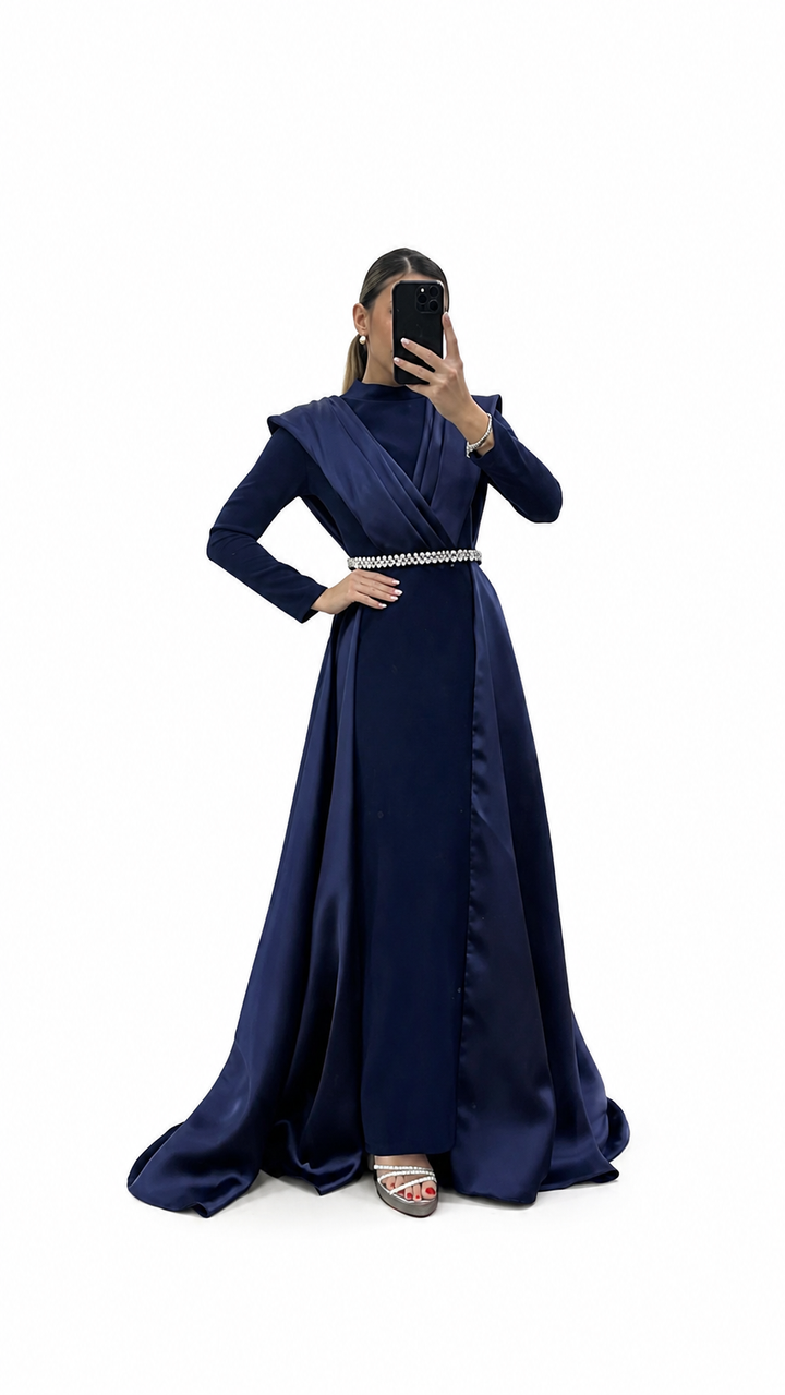 A long dress with flowing embroidery and a crystal-studded waist belt - JILAA