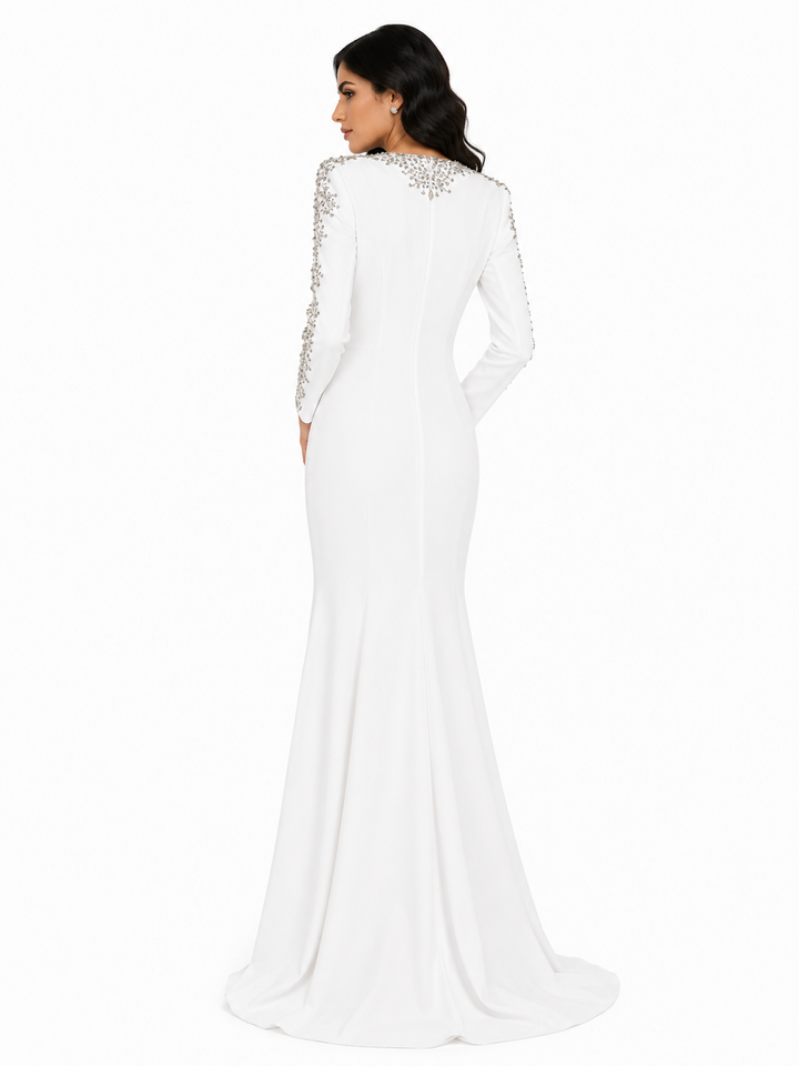 Embellished long-sleeve gown with fitted silhouette – Ziarre