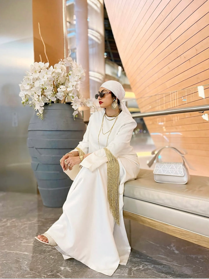 فستان فضفاض مع الأكمام المخرمة - غريبة الزايدين