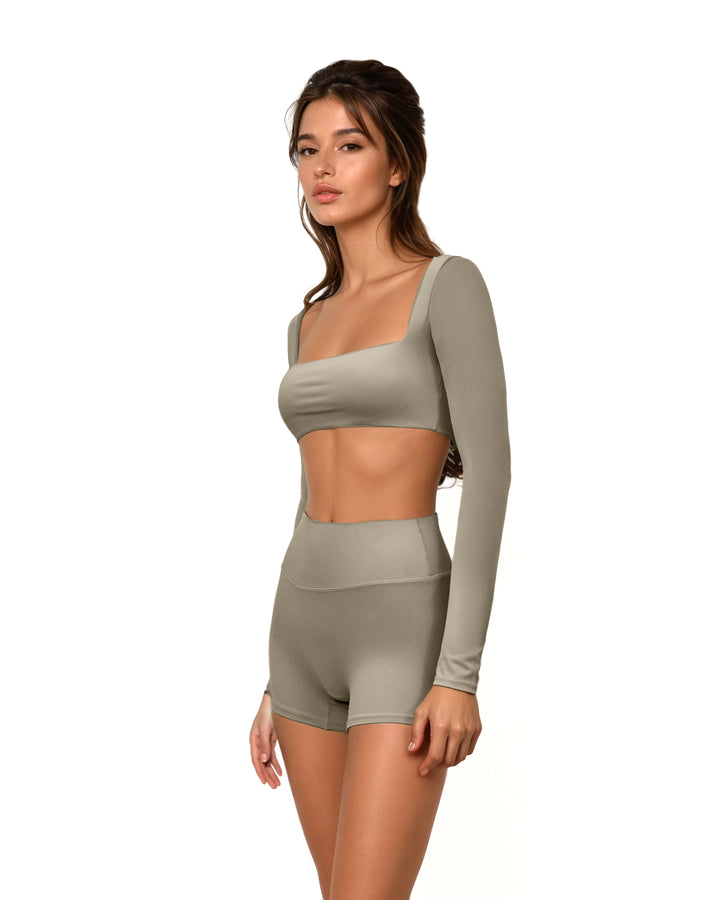 long-sleeve crop top with high-waist shorts set – SAGE FLEX