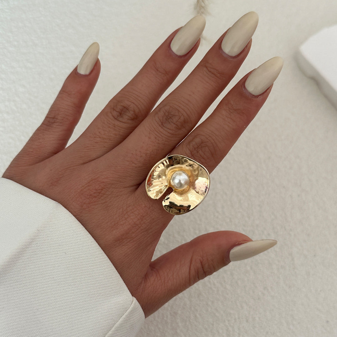 driekwart mouw overslagjurk met pailletten revers en bloemenapplicatie – ALINA 