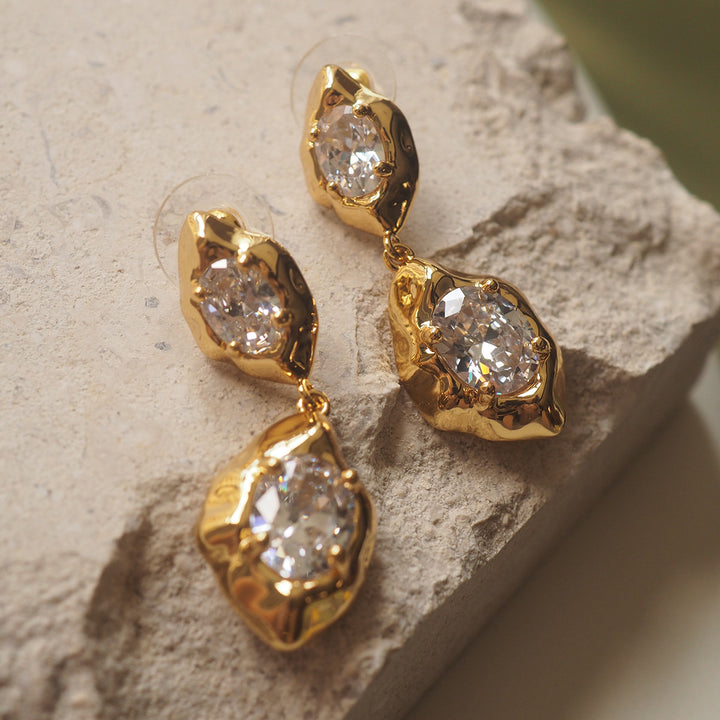 Plissiertes Oberteil mit ausgestellten Ärmeln und Maxirock-Set mit Taillengürtel – Rosiny 