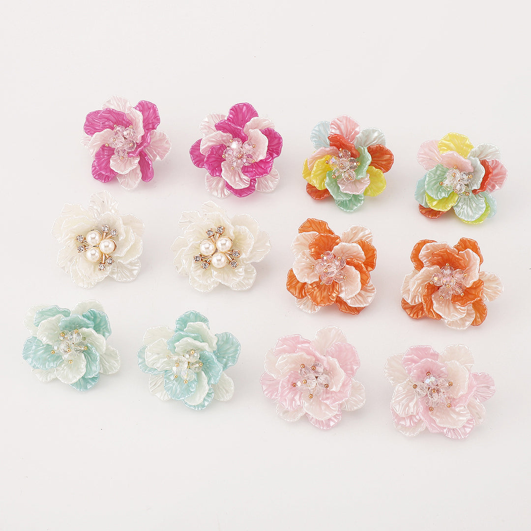 pearl choker necklace with floral pendant – BLOOMILU