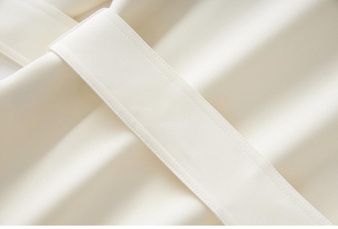 جاكيت مخملي بأزرار أمامية وحافة من الدانتيل الشفاف - صيفي