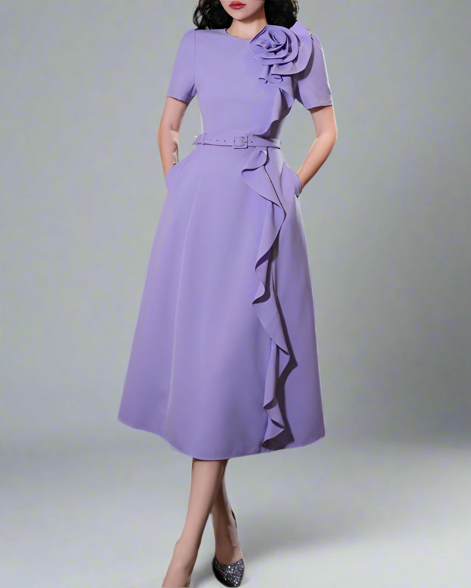 فستان ميدي بأكمام قصيرة وتفاصيل زهور ثلاثية الأبعاد - سيلينا