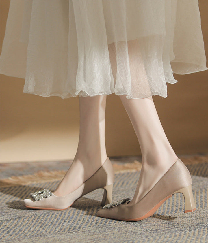 Haut à manches évasées plissées et ensemble jupe longue avec ceinture à la taille – Rosiny 