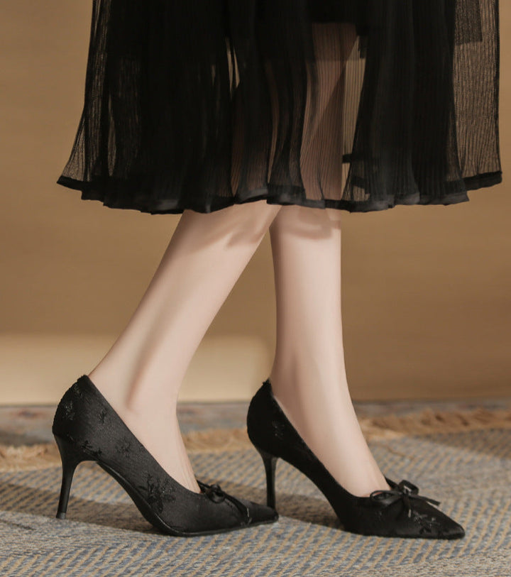 Plissiertes Oberteil mit ausgestellten Ärmeln und Maxirock-Set mit Taillengürtel – Rosiny 