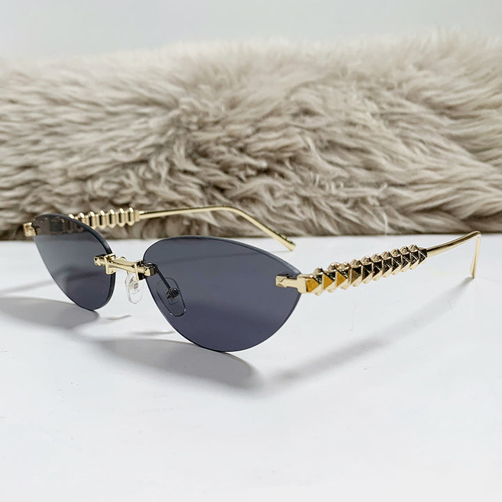rimless cat-eye sunglasses with gold studded temples – ASTRIDI