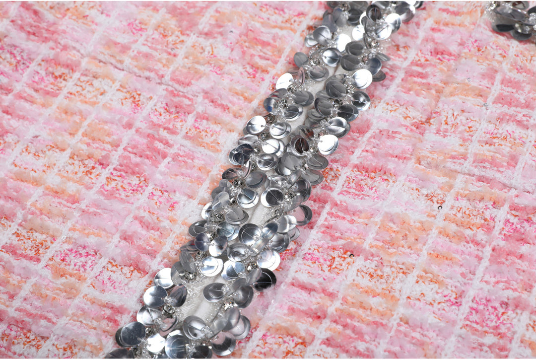 طقم تويد من قطعتين مع حواف من الترتر – سيلينيدي