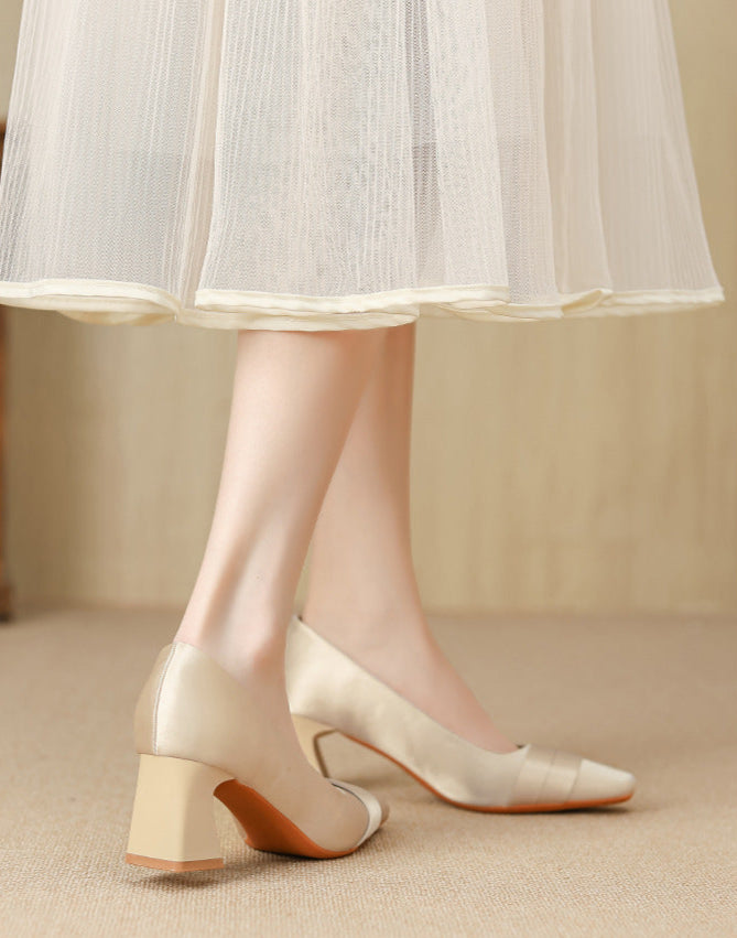 Plissiertes Oberteil mit ausgestellten Ärmeln und Maxirock-Set mit Taillengürtel – Rosiny 