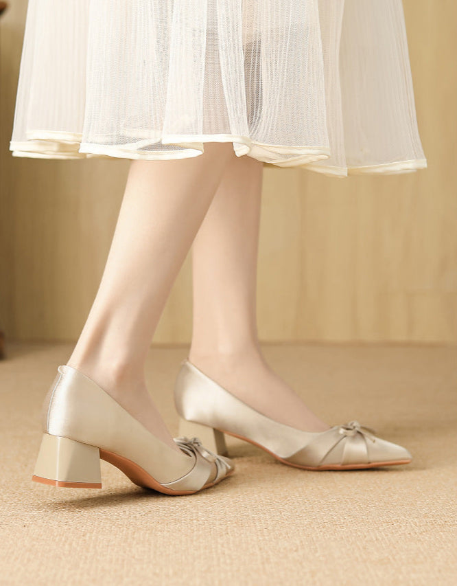 Haut à manches évasées plissées et ensemble jupe longue avec ceinture à la taille – Rosiny 