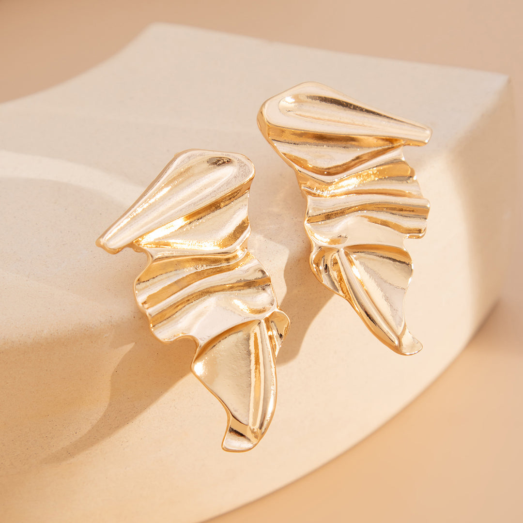 Sculptural ripple earrings with fluid silhouette - Lonwa