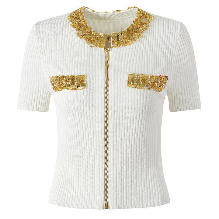 بلوزة محبوكة بأكمام قصيرة ورقبة مرصعة بالجواهر – أوراكسي