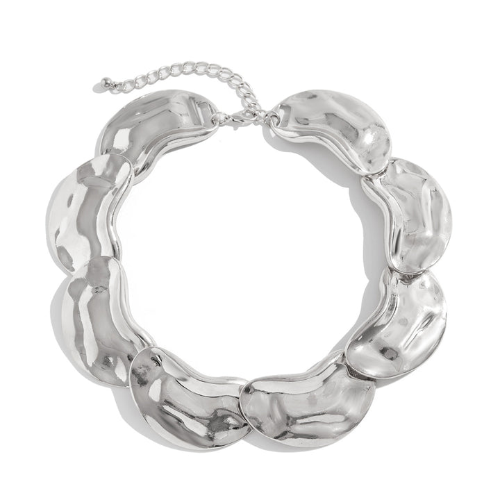 Boucles d'oreilles créoles à double couche texturée avec détail gravé – Akoma 