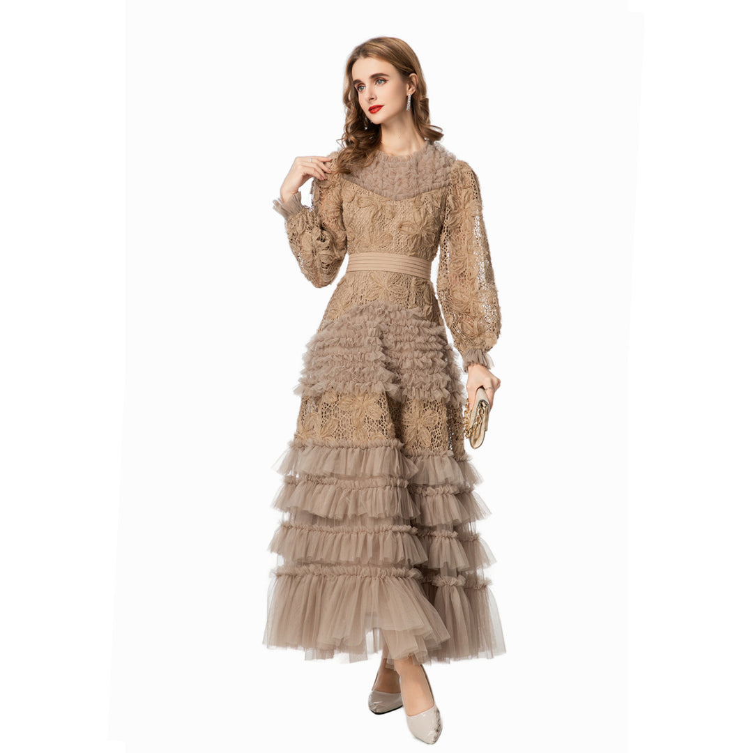 layered lace and tulle gown with fitted waist – NERINA