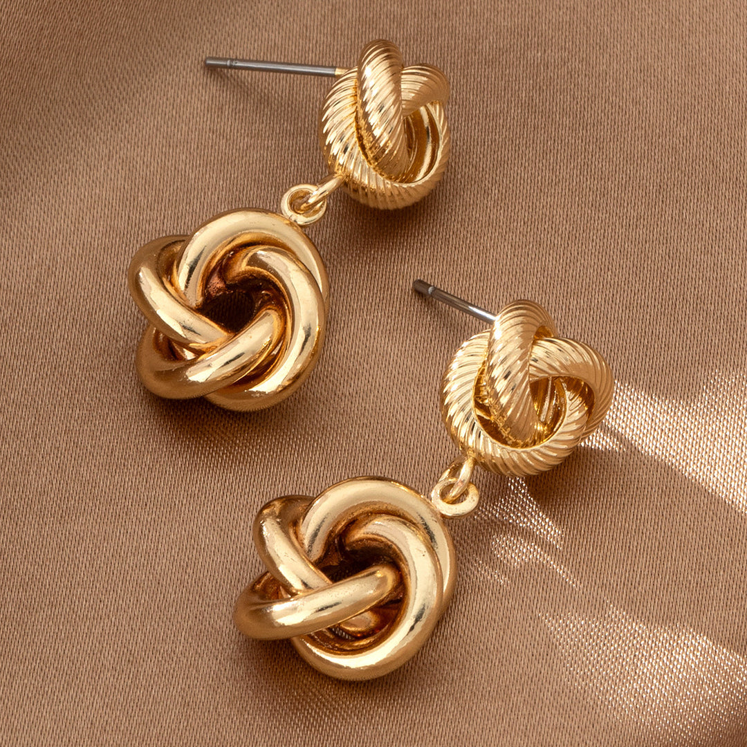 Double knot drop earring with twisted rope detail – Nurti