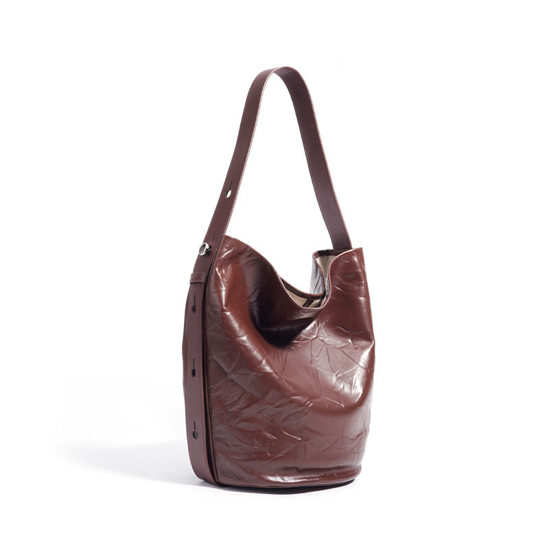 slouchy leather shoulder bag with minimalist design – ARLETTEZI