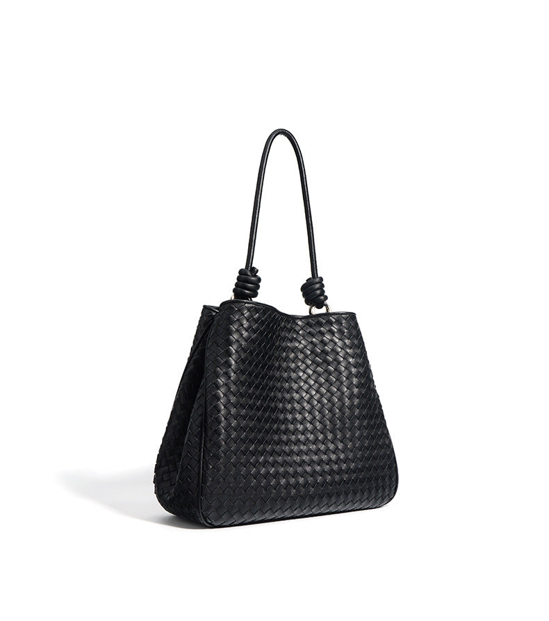 woven trapeze shoulder bag with knotted strap detail – ARYDA