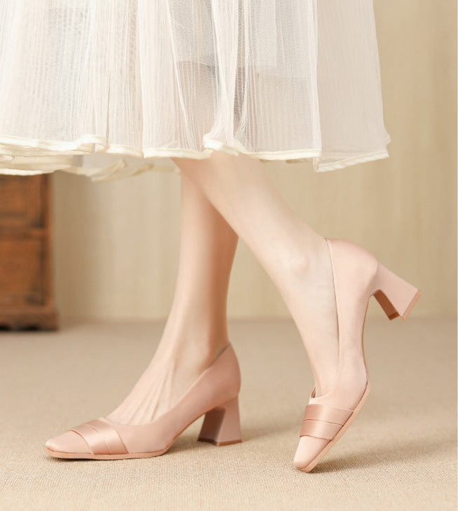 Plissiertes Oberteil mit ausgestellten Ärmeln und Maxirock-Set mit Taillengürtel – Rosiny 