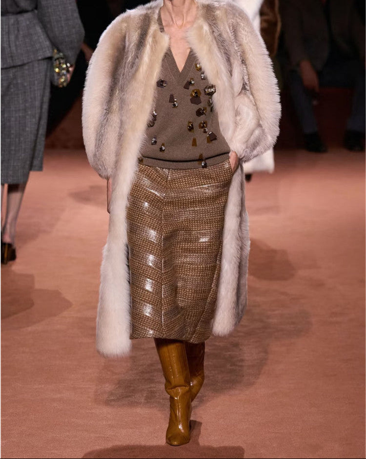 حذاء جلدي كاراميلي يصل إلى الركبة بكعب منحني – سيينا