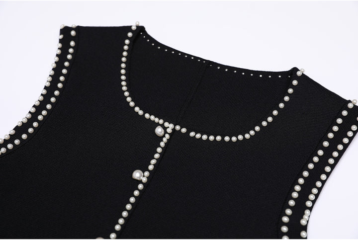 sleeveless pleated knit dress with pearl buttons – CELINEXI