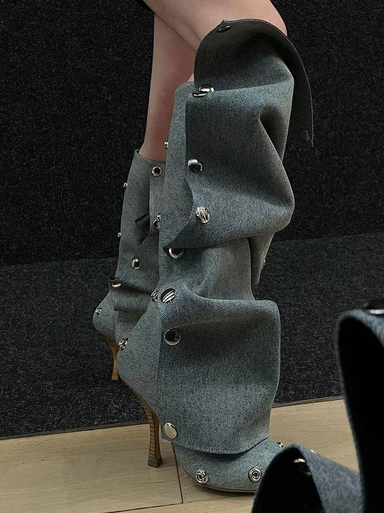 ruffled knee-high boots with metallic snap accents - Eenakshi