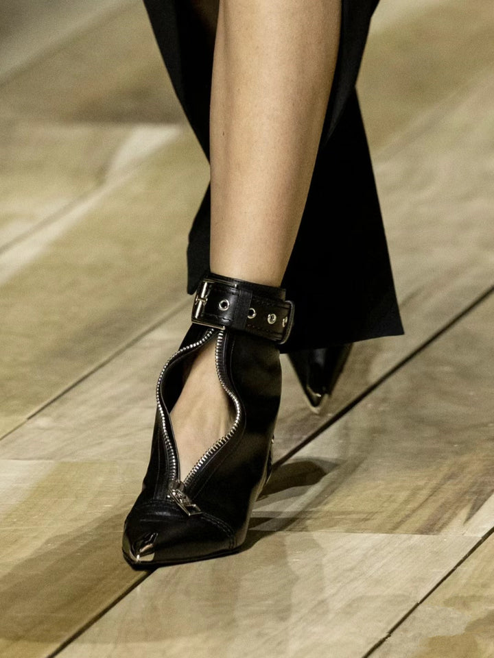 zip-front ankle boots with metal tip – CRIMSON EDGE