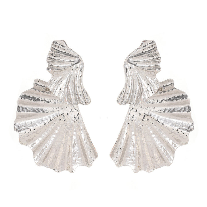 Textured fan-shaped drop earrings with sculpted folds – Nivbi