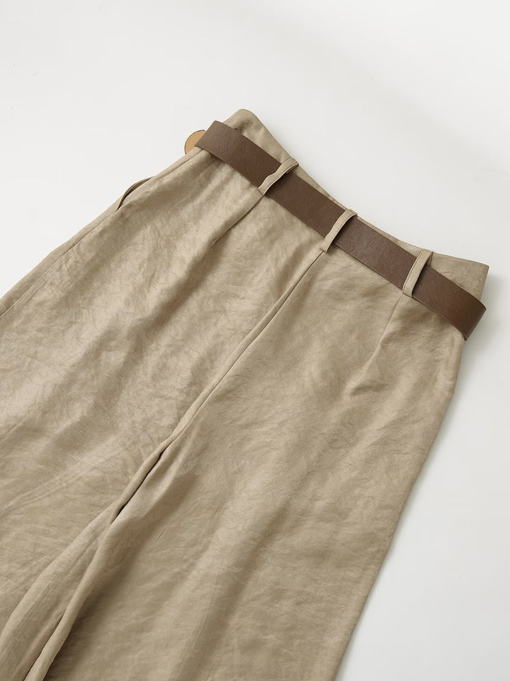 high-waist wide-leg trousers with statement belt – CALISTA
