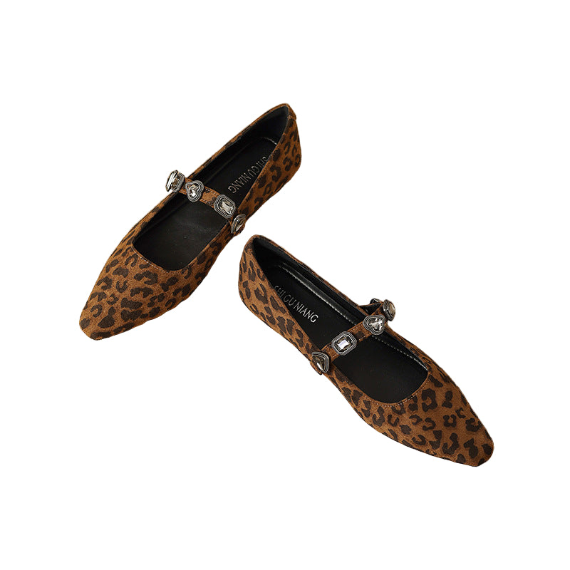 pointed flats with embellished strap - ZOYANRIT