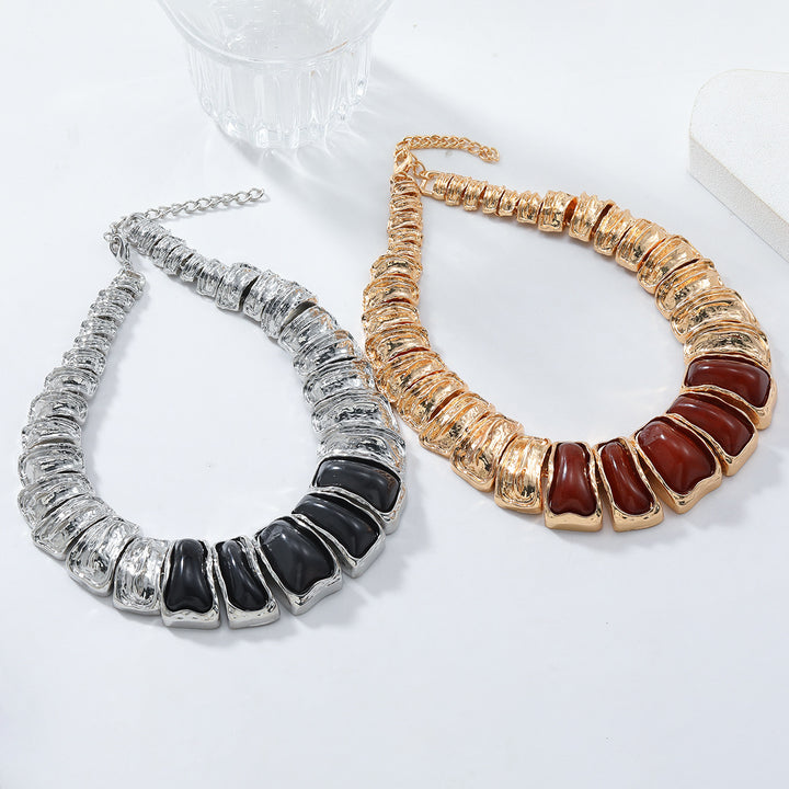 chunky textured collar necklace with brown resin stones – ZARIA