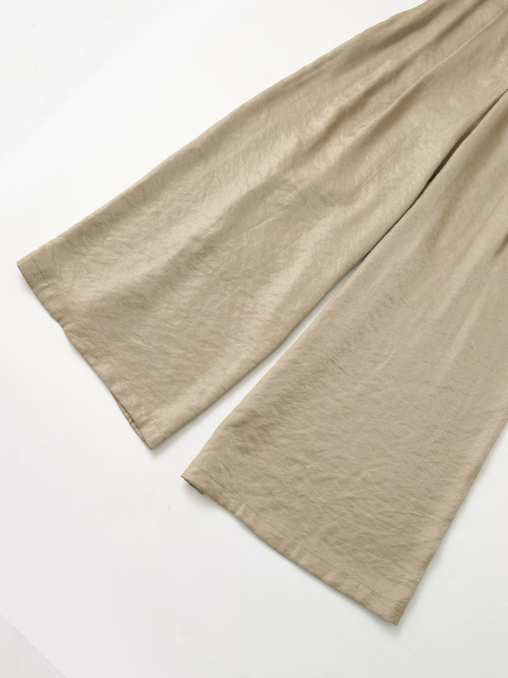 high-waist wide-leg trousers with statement belt – CALISTA
