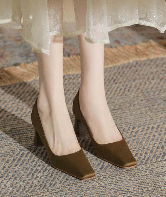 Plissiertes Oberteil mit ausgestellten Ärmeln und Maxirock-Set mit Taillengürtel – Rosiny 