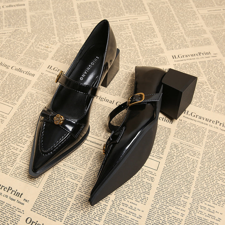 pointed block heel pumps with floral buckle strap – AURELIAVU