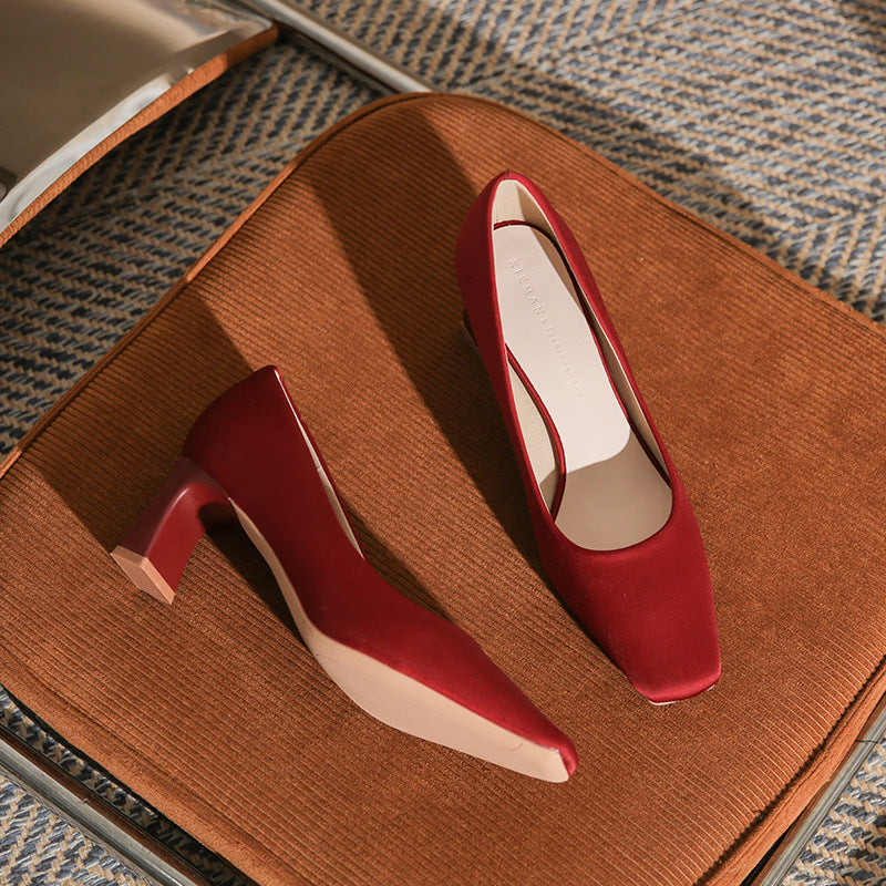 Plissiertes Oberteil mit ausgestellten Ärmeln und Maxirock-Set mit Taillengürtel – Rosiny 