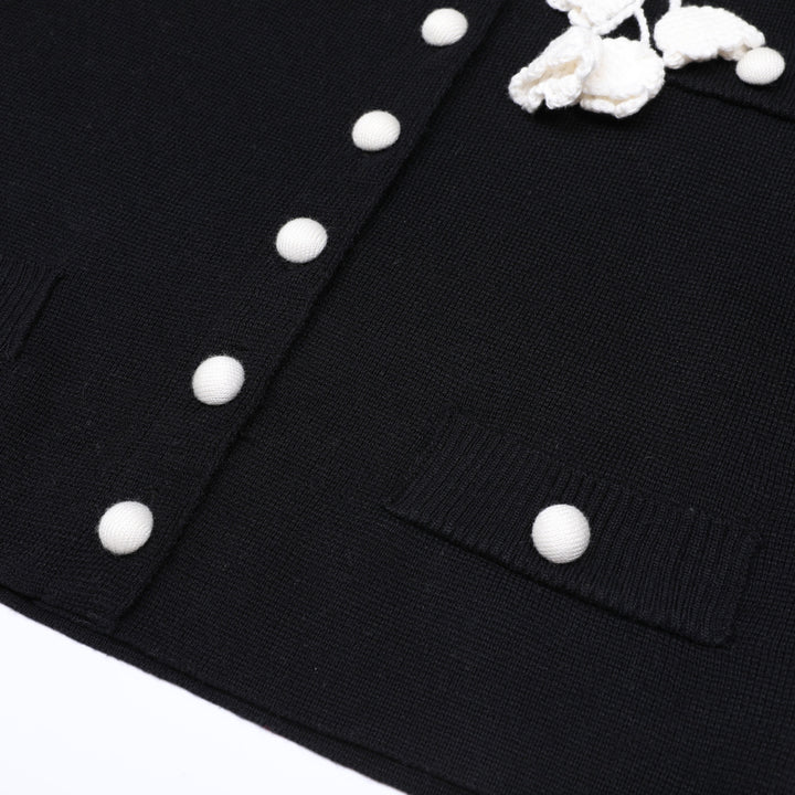 سترة محبوكة بأكمام قصيرة مع تطريز زهري – داهليا