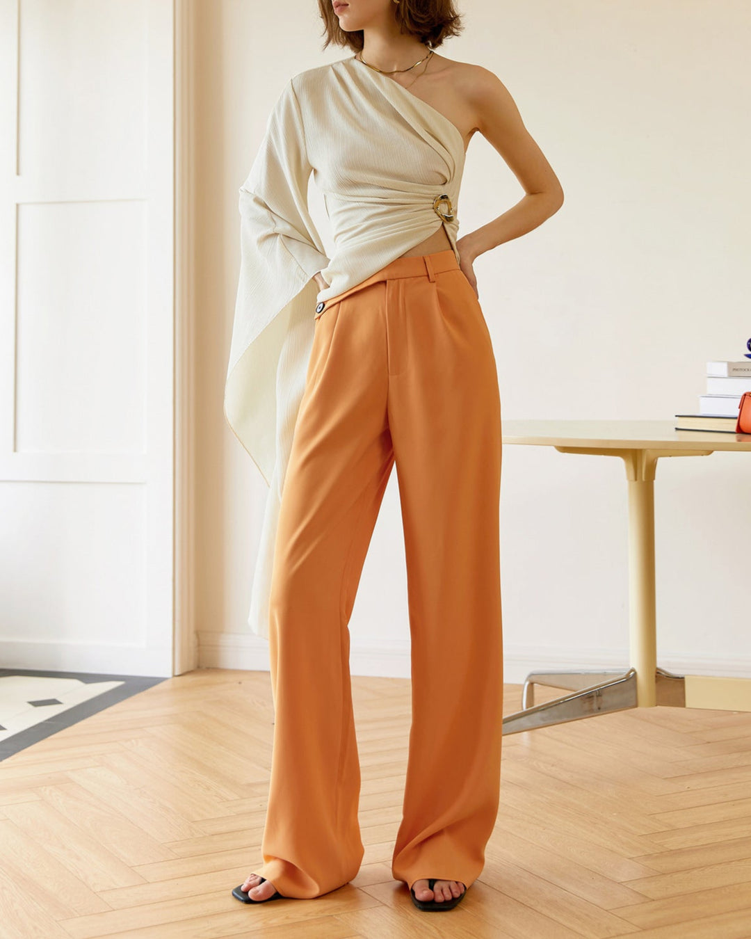 One-shoulder wrap top with gold ring detail - Omudi