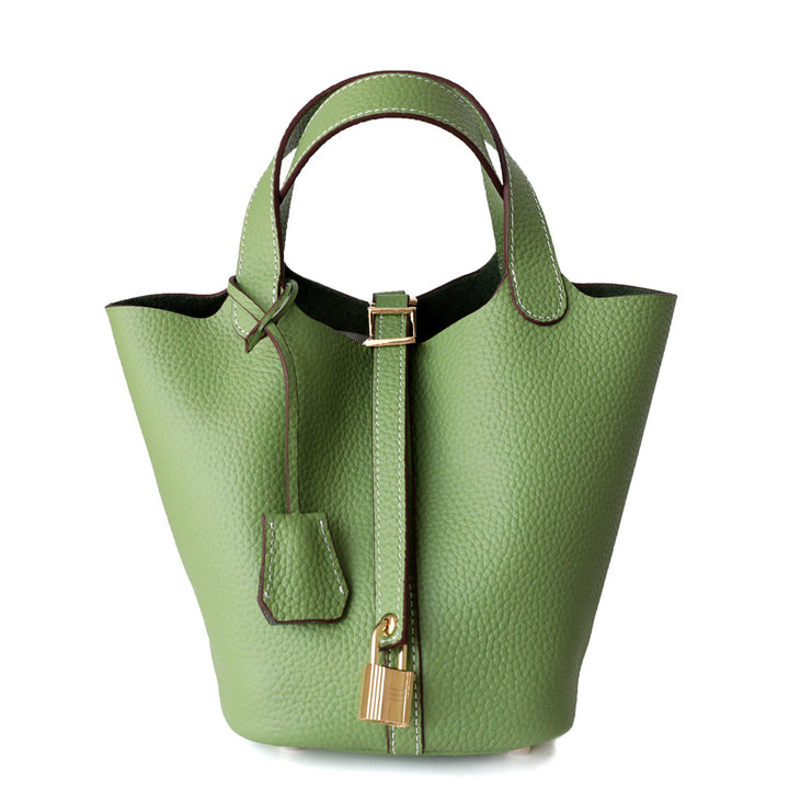 textured leather tote bag with lock detail – AURA